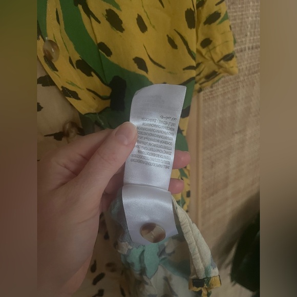 Farm Rio Mixed Banana Uni Shirt - Picture 14 of 15